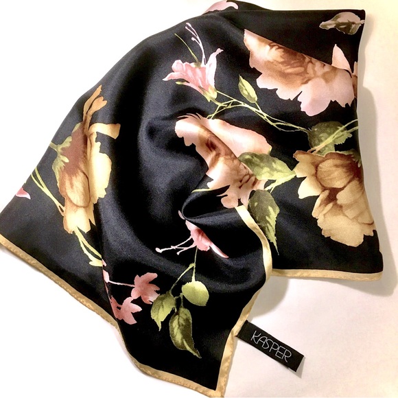 KASPER SILK SCARF STUNNING CONTRASTING BLACK ROSE & BEIGE FLORAL PRINT EUC - Picture 3 of 7